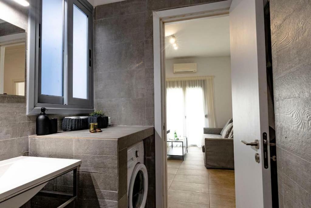 Athens Tower 2 Bedroom Apartment By Superhost Hub エクステリア 写真