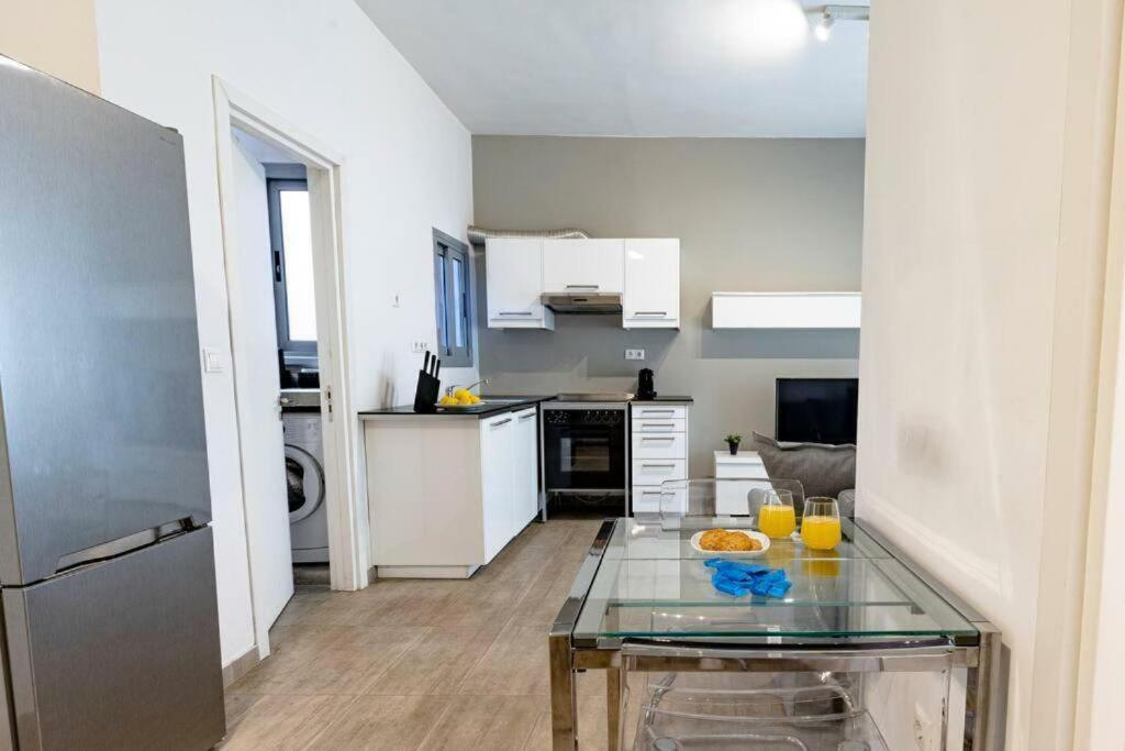 Athens Tower 2 Bedroom Apartment By Superhost Hub エクステリア 写真